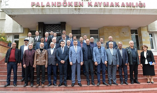 Vali Çiftçi muhtarla buluştu