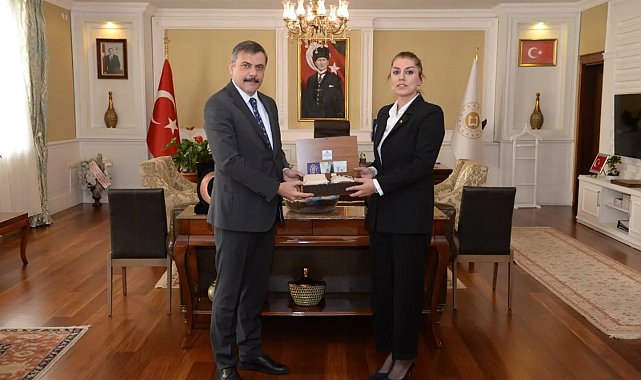 Vali Çiftçi; "Girişimcileri her zaman desteklemeliyiz"
