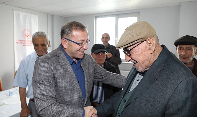 Vali Polat'tan huzurevi ziyareti