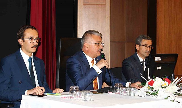 Vali Yazıcı'dan kurum müdürlerine uyarı