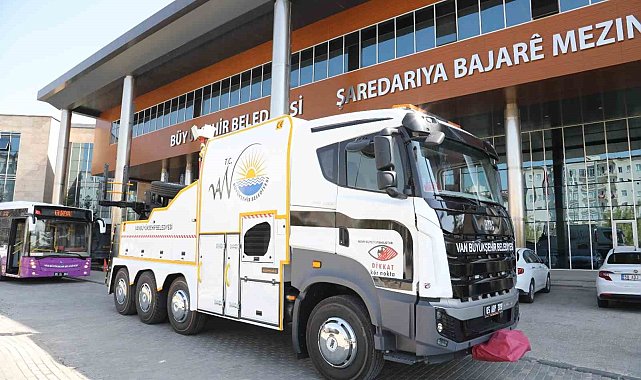 Van Büyükşehir Belediyesi otobüs kurtarma aracını envanterine kattı