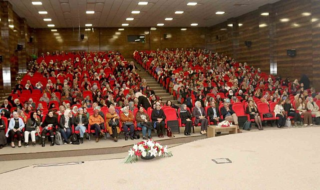 Van'da 'Aile Akademisi Seminerleri' sürüyor