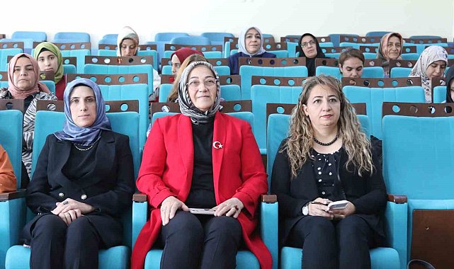 Van'da 'Aile İçi İletişim Semineri' düzenlendi
