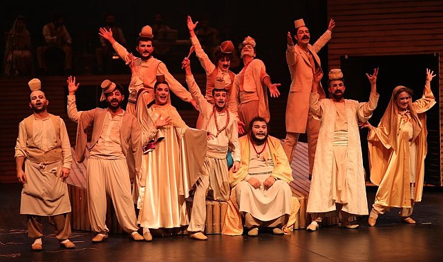 Van'da 'İtaat İlamı' oyunu büyük beğeni aldı