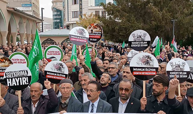 Van'da İsrail'in Gazze'deki hastaneye saldırısı protesto edildi
