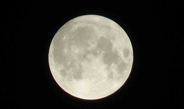 Van'da kanlı ay tutulması görsel şölen oluşturdu