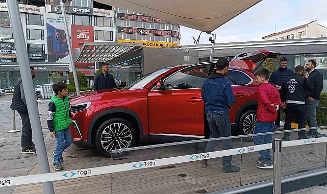 Van'da "Togg Mobil Deneyim Merkezi" açıldı