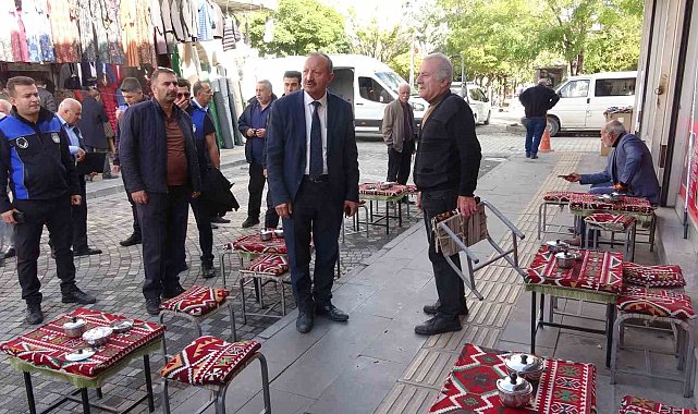 Van'da zabıta yaka kamerasıyla kaldırım denetimi yaptı