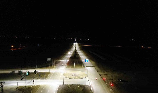 VEDAŞ'tan yol aydınlatma çalışması