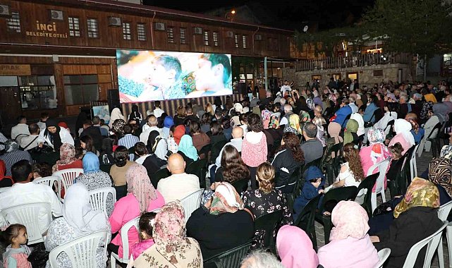 Yıldız Tozu filminin özel gösterimi Kemaliye'de yapıldı