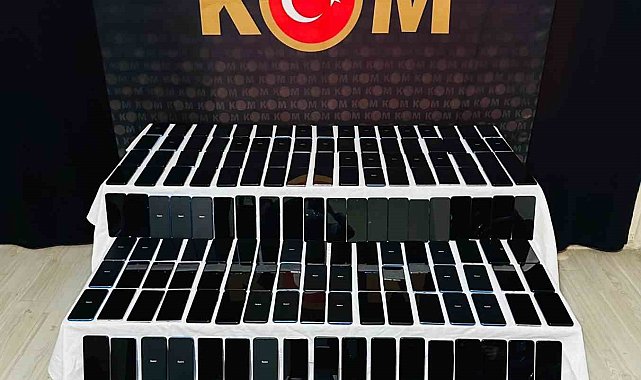 Yüksekova'da 260 adet kaçak cep telefonu ele geçirildi