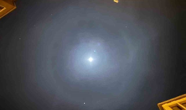 Yüksekova'da ay halesi