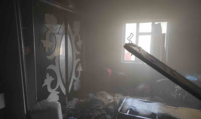 Yüksekova'da korkutan yangın