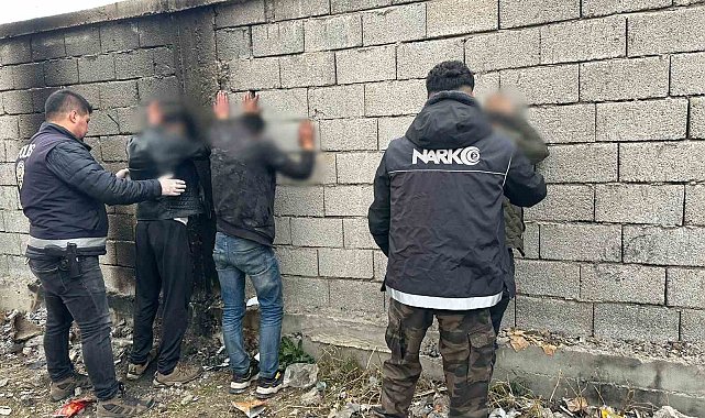 Yüksekova'da uyuşturucu bağımlılarına şok baskın