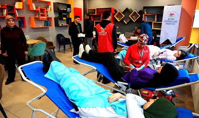 Ağrı Gençlik Merkezi&#039;nde kan bağışı kampanyası