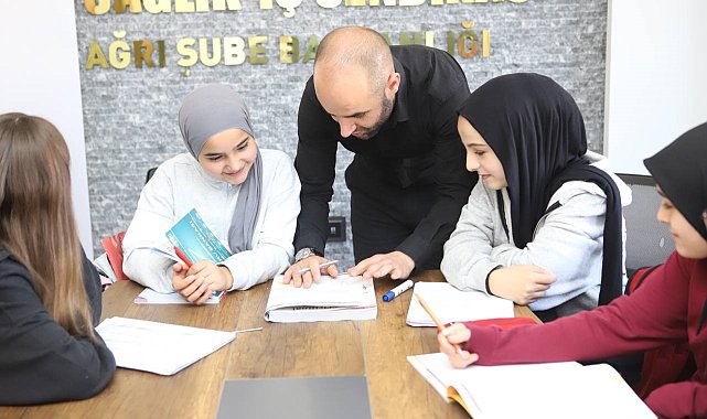 Ağrı'da, İş Sendikası'nın hizmetiyle üniversite hayalleri gerçek oluyor