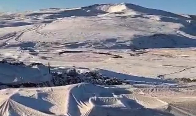 Ağrı'nın yüksek kesimleri beyaza büründü