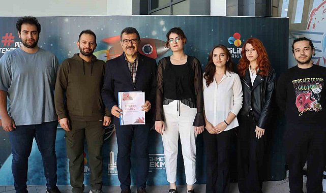 Bilim Tiyatro Kulübü yolculuğuna başladı