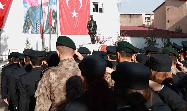 Bingöl'de 10 Kasım Atatürk'ü Anma Günü