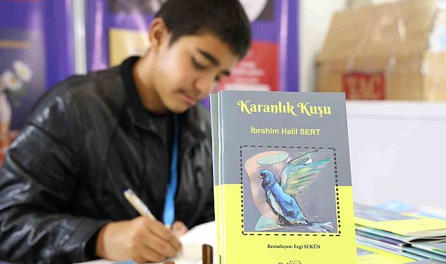 Çadır kentte 13 yaşında kitap yazdı