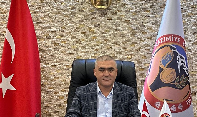 CHP'li Nazımiye Belediye Başkanı Kırmızıçiçek, topa tuttuğu partisinden istifa etti