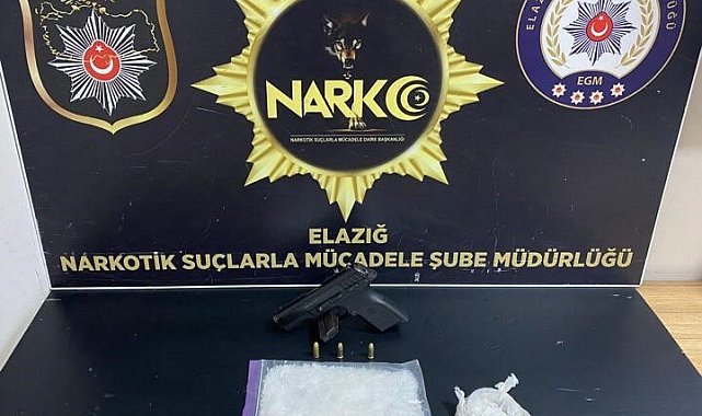 Dekorasyon malzemelerine uyuşturucu madde gizlemişler