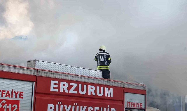 Devlet Demiryollarına ait depoda korkutan yangın