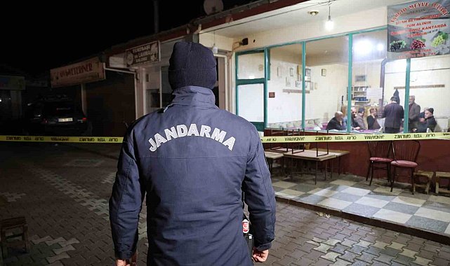 Elazığ&#039;da çay ocağına silahlı saldırı: 3 yaralı