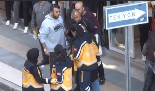 Elazığ'da yolda yürürken başına cam düşen kadın yaralandı