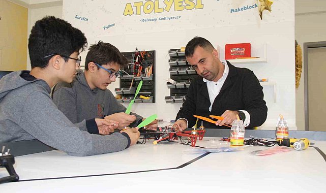 Elazığlı öğrencilerin projesi 425 proje arasında ilk 50'ye girdi