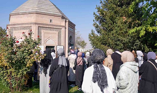 Erzincan Müftülüğü Gençlik Hizmetlerinden vefa ziyaretleri