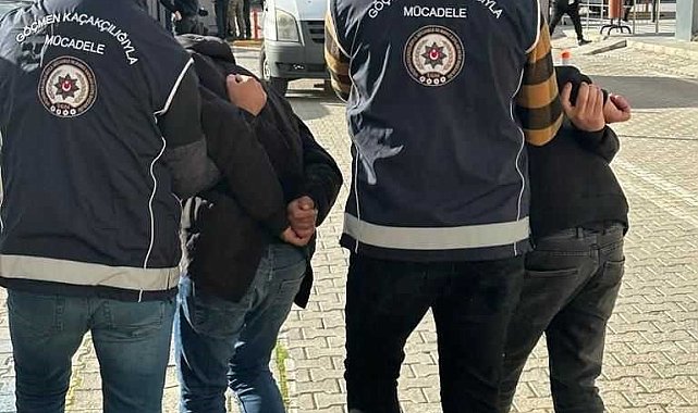 Erzincan'da göçmen kaçakçısı 2 kişi tutuklandı