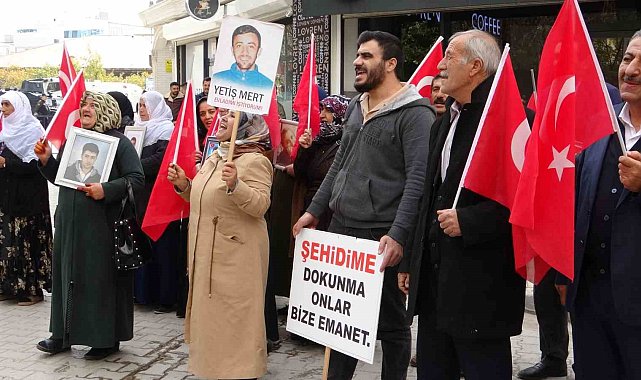 Evlat nöbetindeki Saliha Mert: "HDP'nin İsrail'den farkı yok"