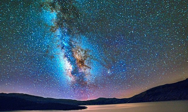 Göller diyarı Bitlis'in yıldızlarla bütünleşmesi doğaseverleri mest ediyor
