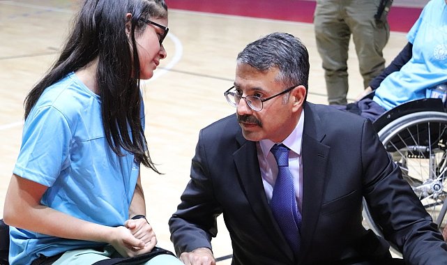 Hakkari'de 55 amatör spor kulübüne toplam 2 milyon 115 bin TL nakdi yardım yapıldı