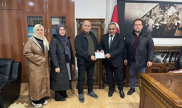 Iğdır Üniversitesi "Özgür Filistin'in Yanındayız" yardım kampanyasına destek