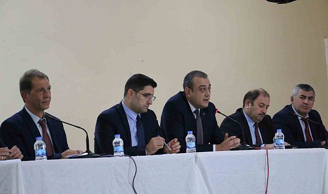 İlçe Tarım Değerlendirme Toplantısı Üzümlü'de gerçekleştirildi