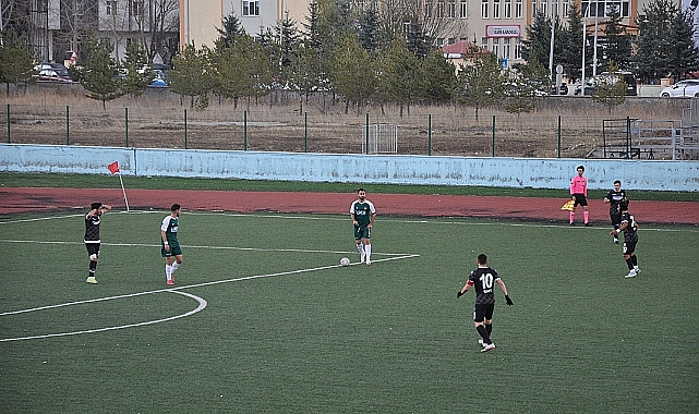 Kars 36 Spor:0 - Çayeli Spor:1