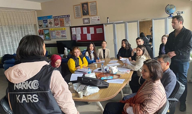 Kars'ta 5 bin 685 kişiye uyuşturucuyla mücadele anlatıldı