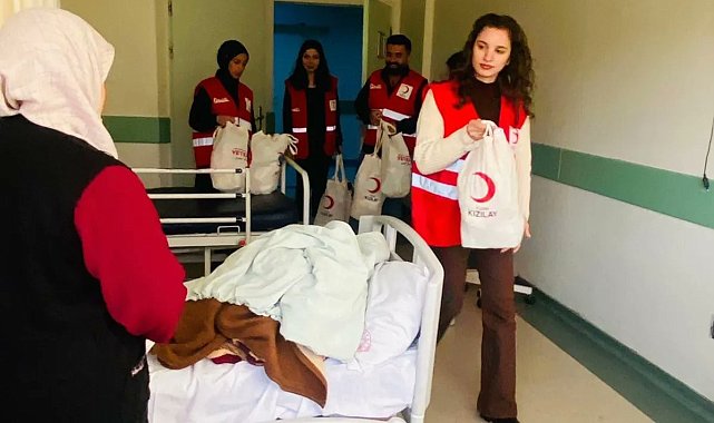 Kızılay, anneler ve bebekleriyle buluştu