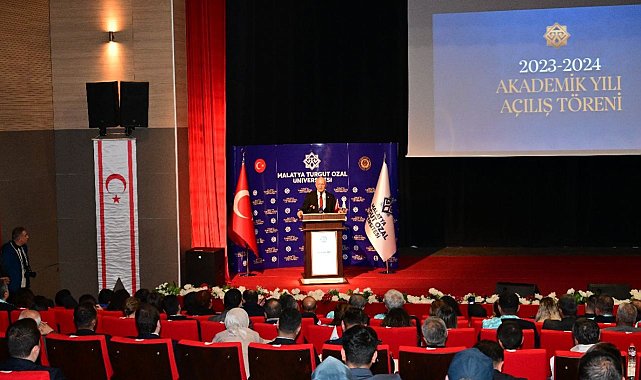 KKTC Meclis Başkanı Töre: "Türk ordusunun adadan çıkmasını asla kabul etmeyiz"