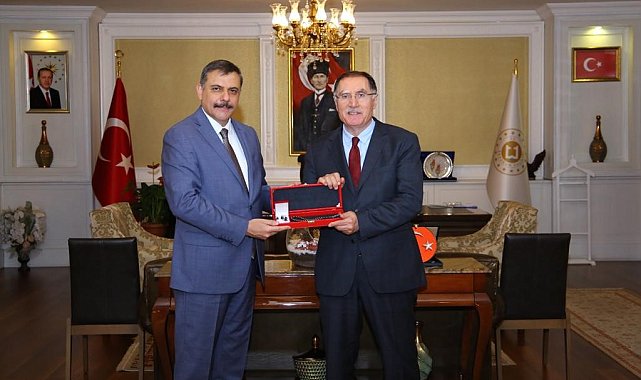 Malkoç'tan Vali Çiftçi'ye ziyaret