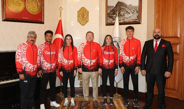Milli atletlerimiz Vali Polat'ı ziyaret etti