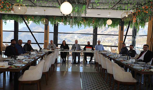 Müdür Kaya, gazetecilerle kahvaltıda bir araya geldi