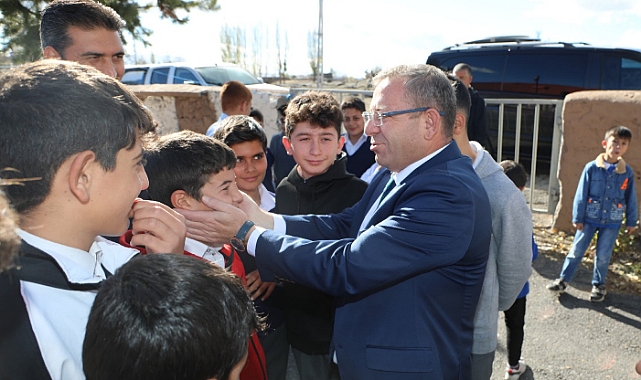 “Öğrencilerin gönlüne dokunun”