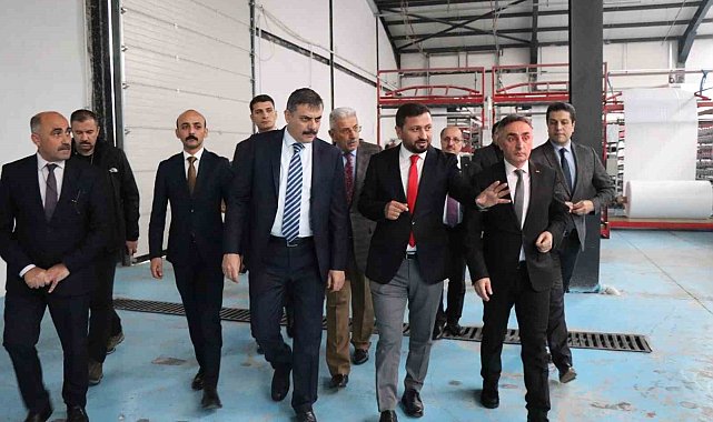 Oltu OSB'de 82 yeni işçi işbaşı yaptı