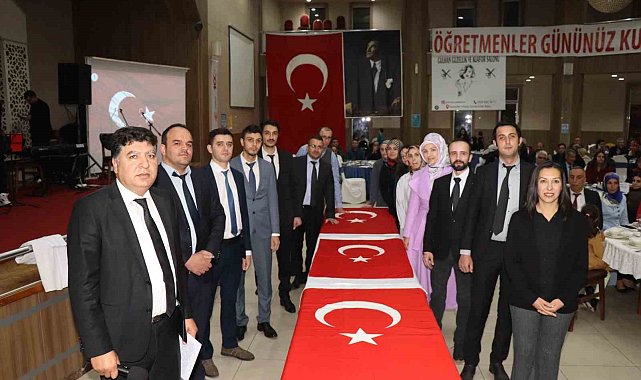 Oltu'da öğretmenlere özel program düzenledi