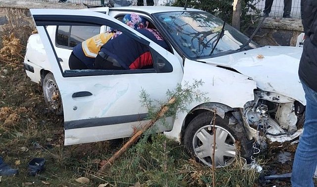 Sanayide çırak, izinsiz aldığı komşusunun aracıyla kaza yaptı: 1 yaralı