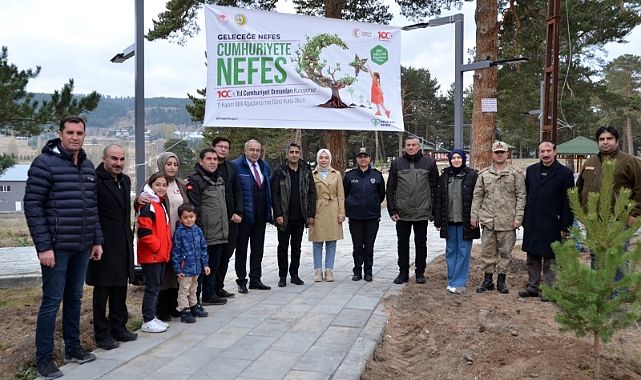 Sarıkamış'ta "Geleceğe nefes Cumhuriyet'e nefes" fidan dikimi