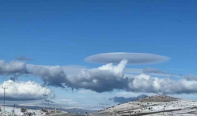 Tatvan'da mercek bulutu görüntülendi